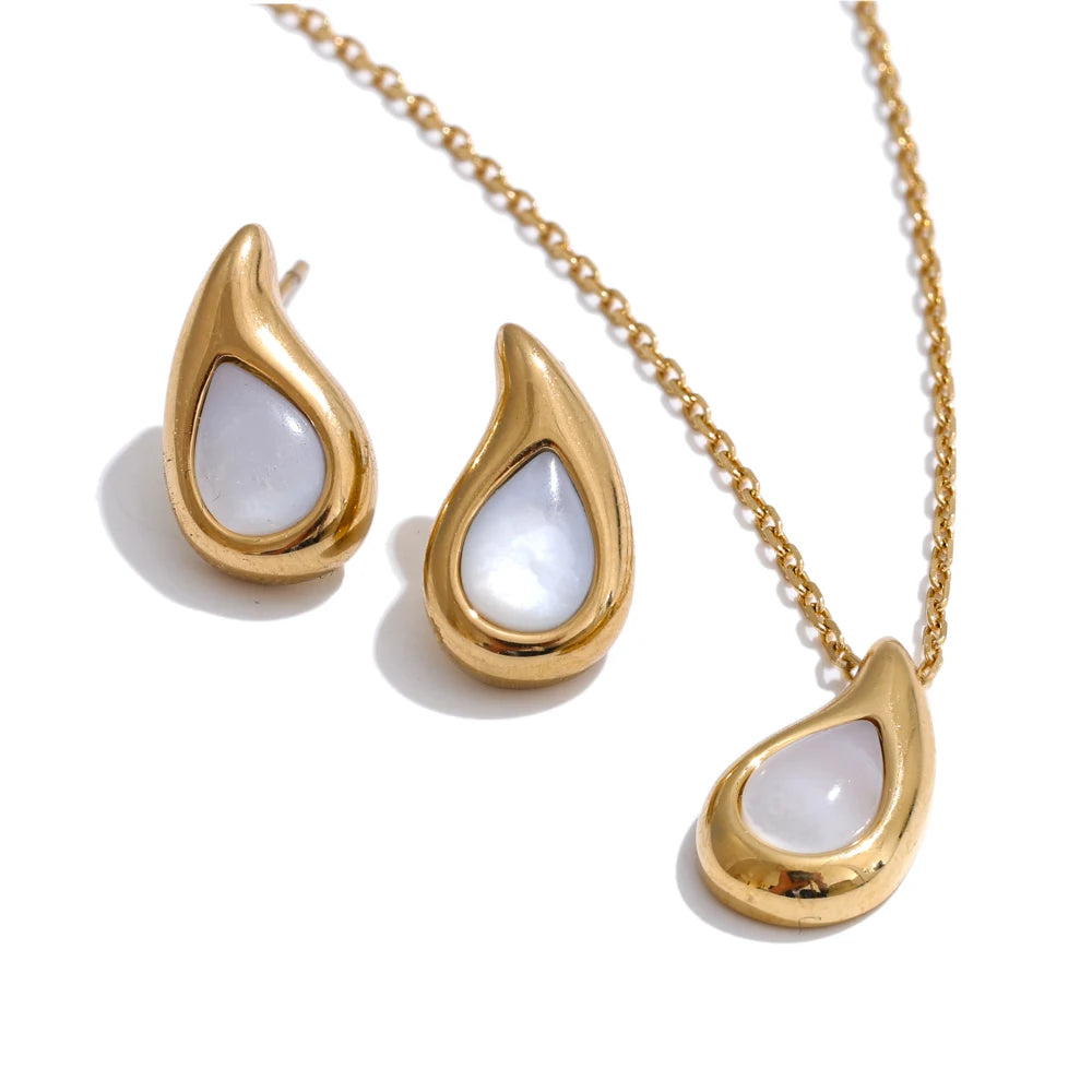 Shell Water Drop Pendant Necklace & Earrings