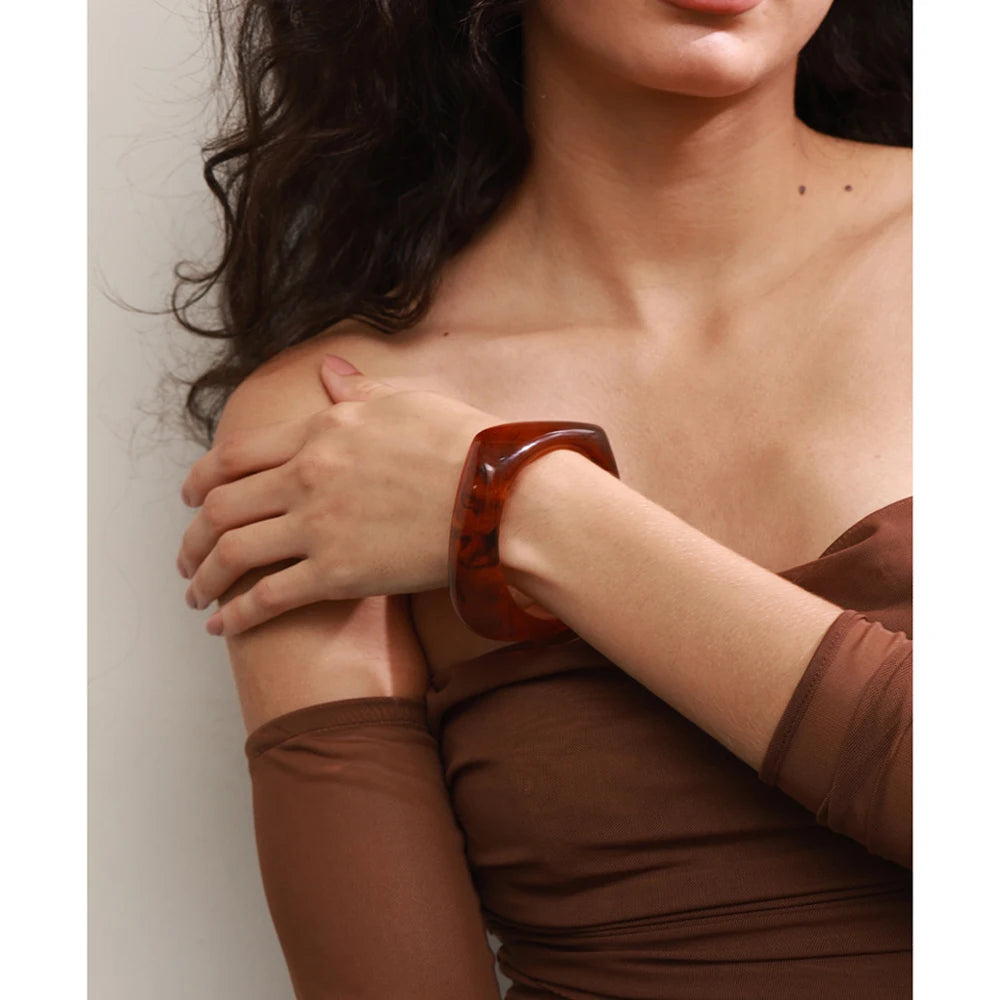 Cocoa Thick Bangle