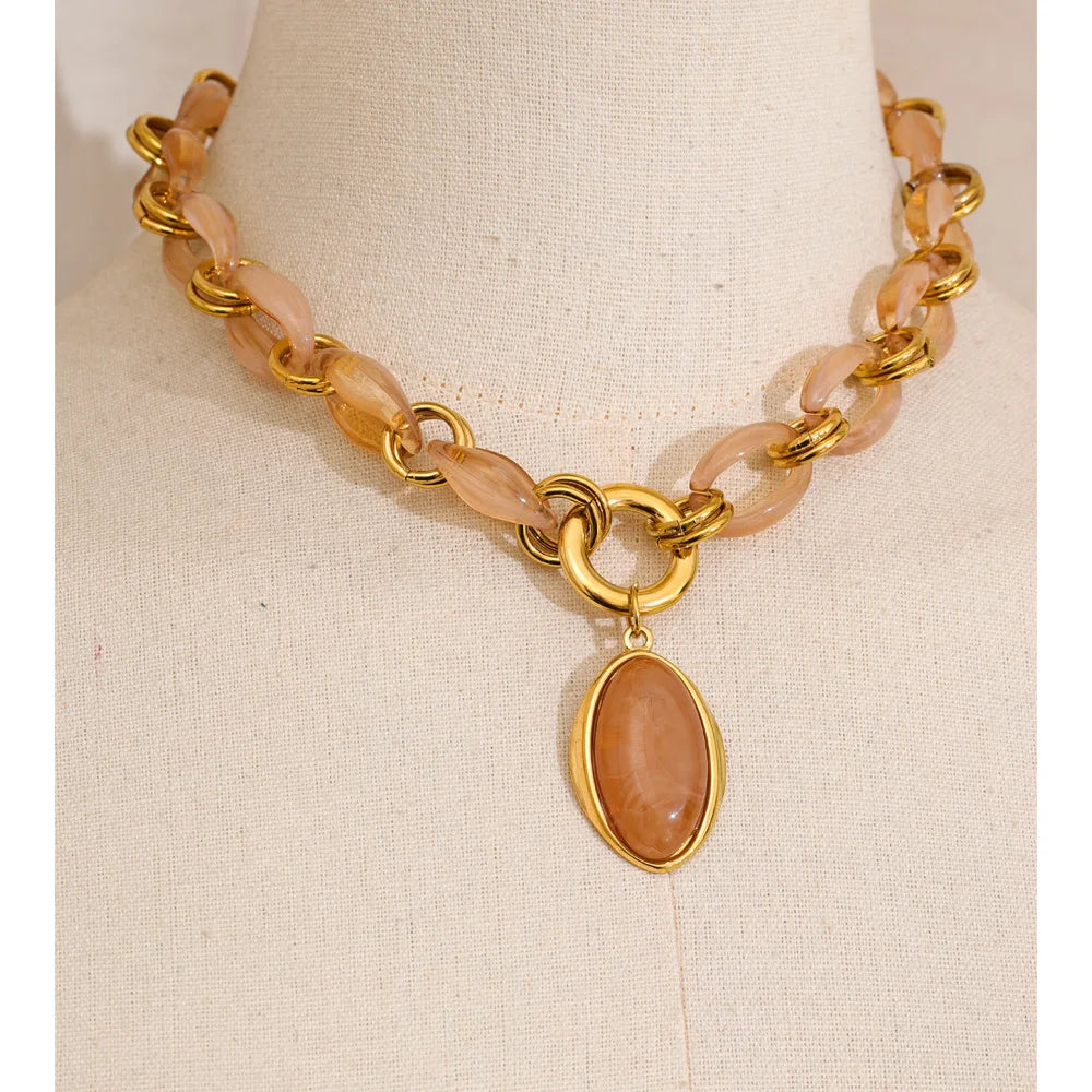 Collier Pendentif Ovale Résine