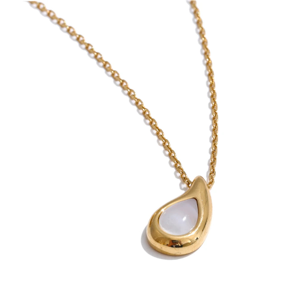Shell Water Drop Pendant Necklace & Earrings