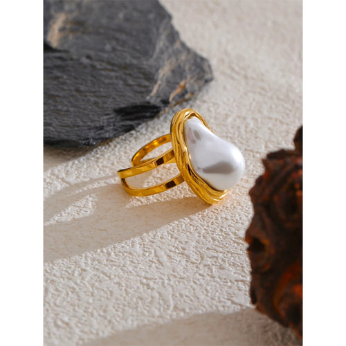 Baroque Pearl Ring – Vintage Signet