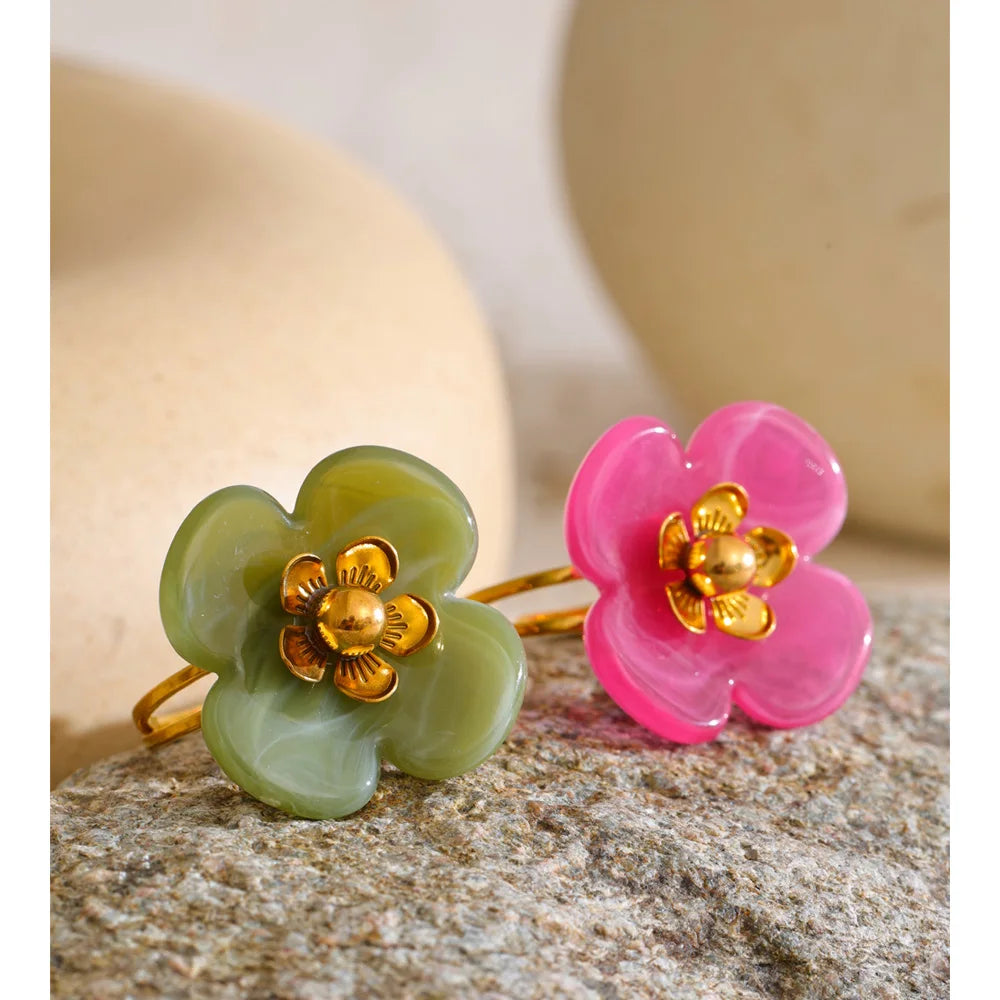 Y2K Flower Ring – Candy Resin