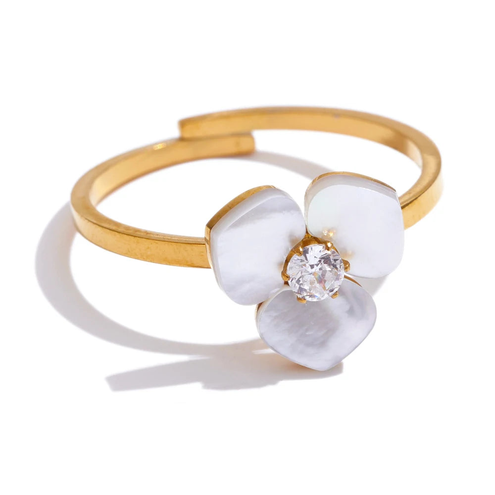Muschelblumen-Set – Ring, Armband, Halskette & Ohrringe