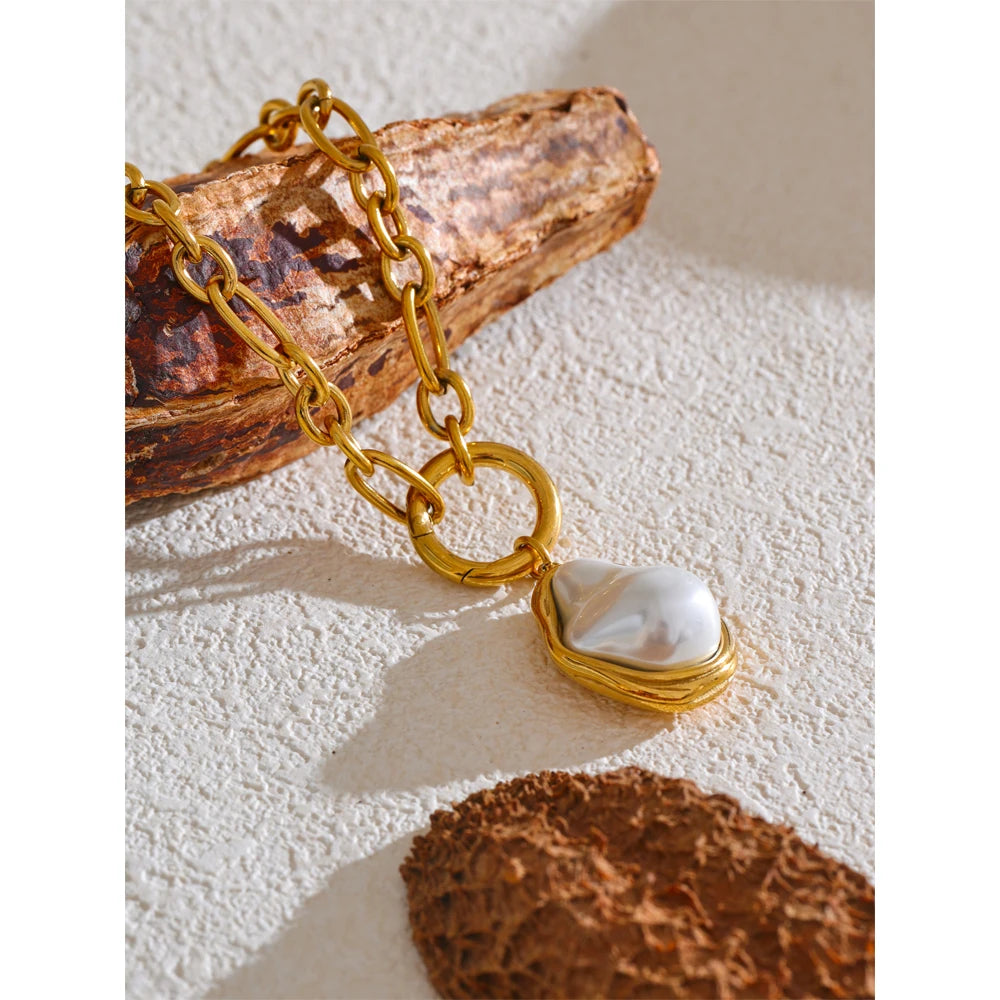 Collier Pendentif Perle Baroque