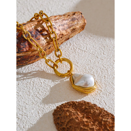 Baroque Pearl Pendant Necklace