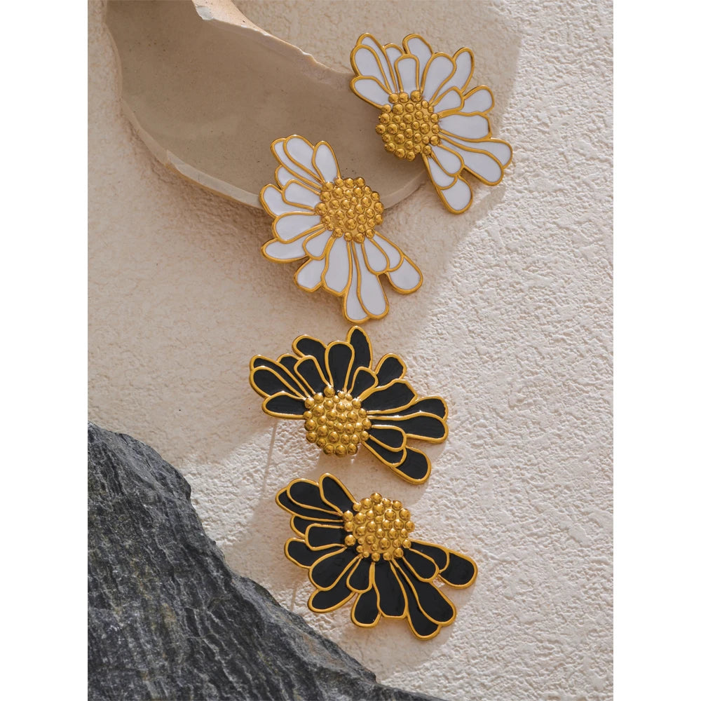 Große Emaille-Blumen-Ohrstecker