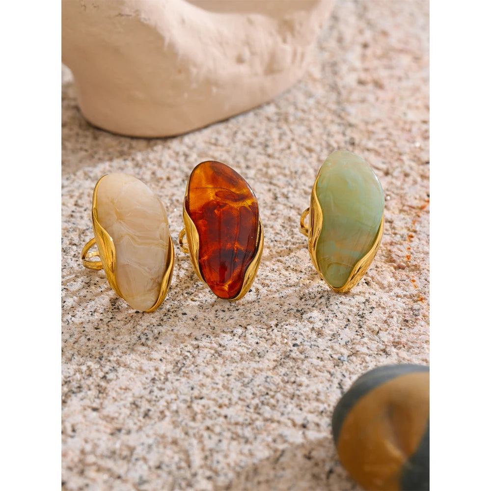Geometrische Candy-Ring-Kollektion